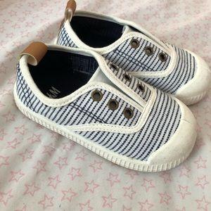 Boys toddler shoes